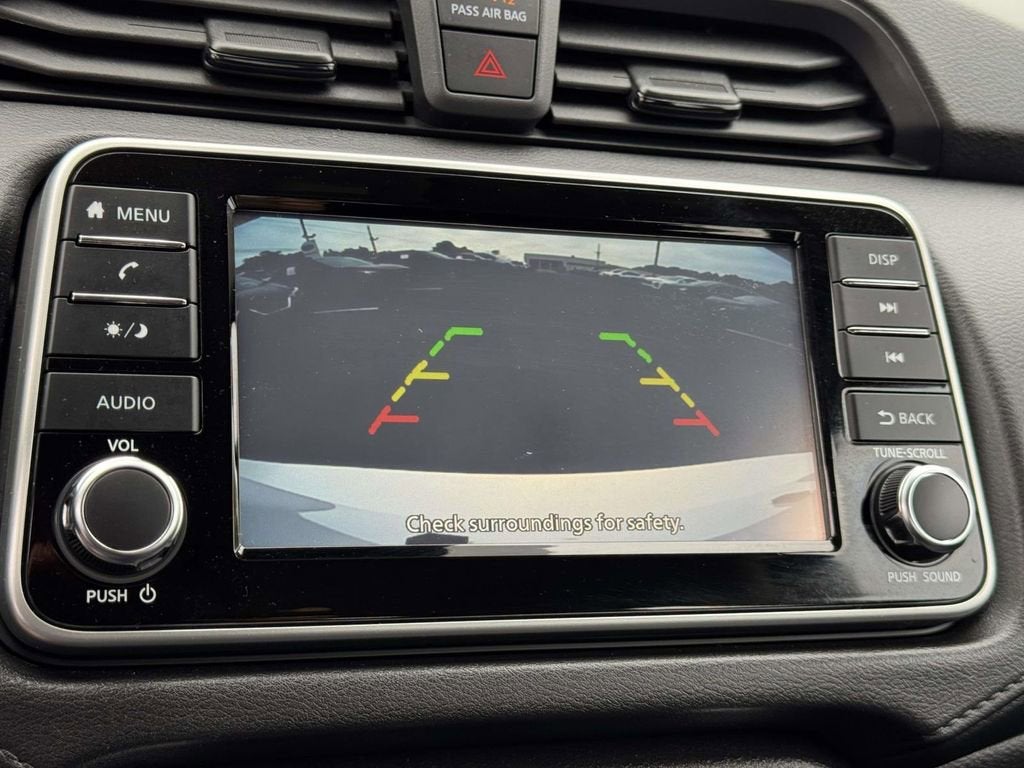 2023 Nissan Versa 1.6 S