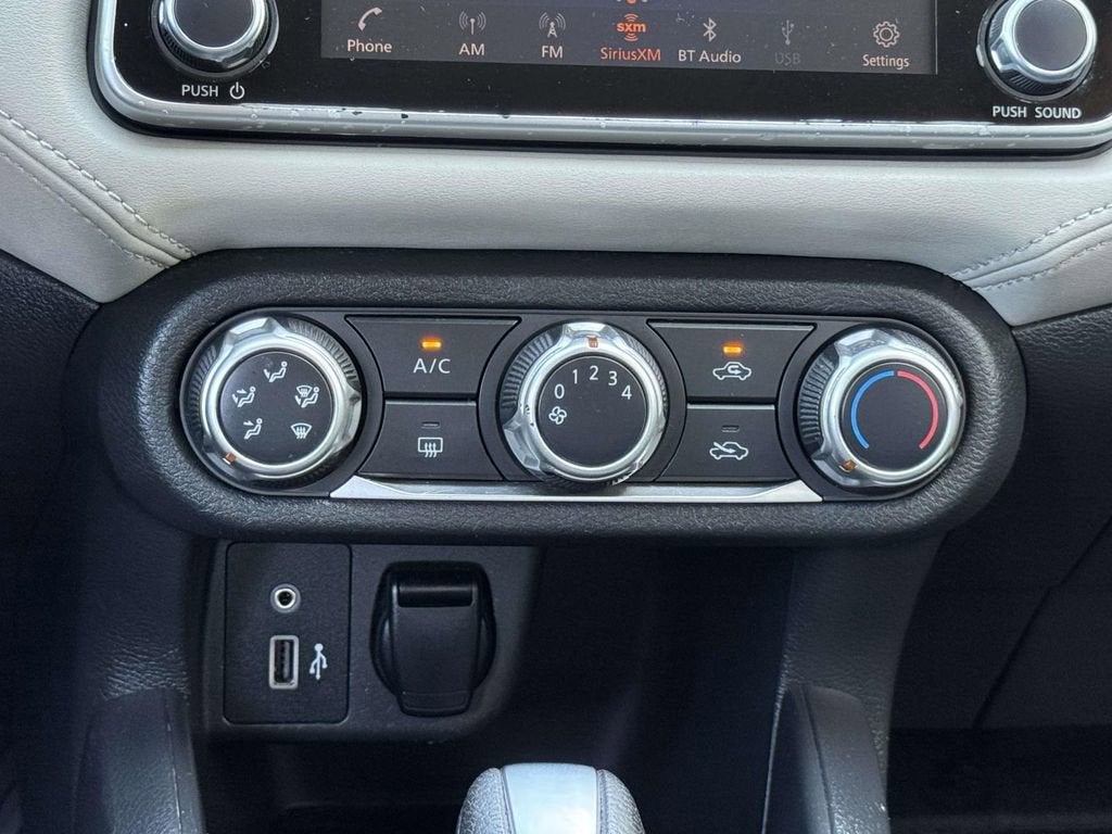 2020 Nissan Versa 1.6 SV
