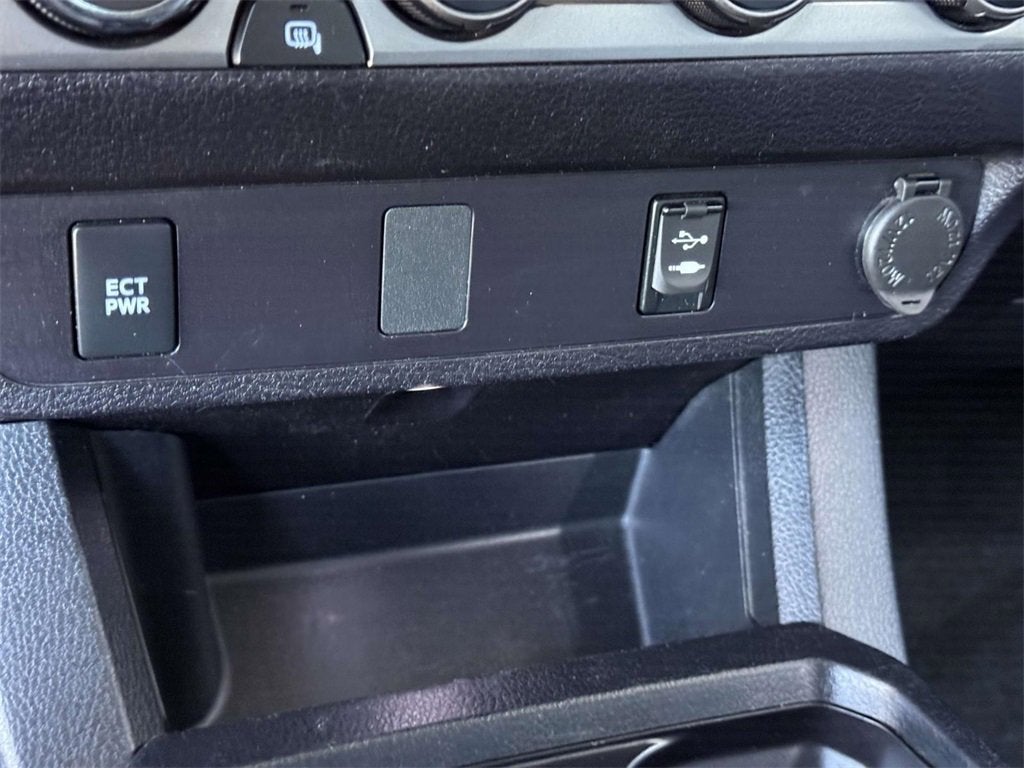 2018 Toyota Tacoma SR5