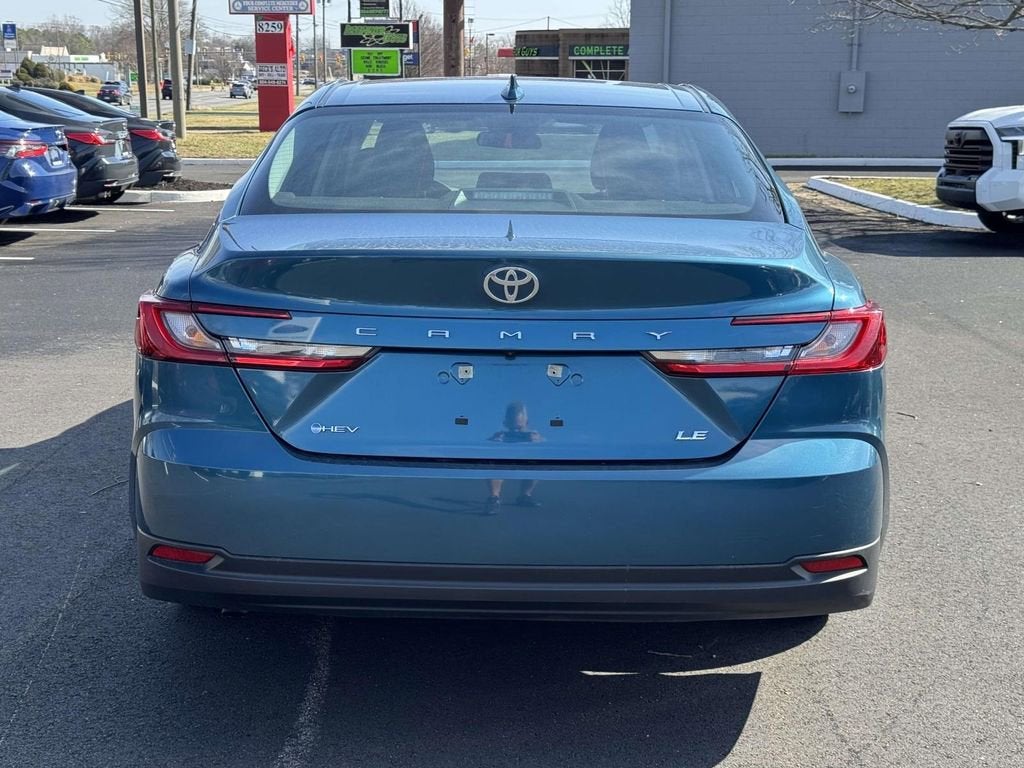 2025 Toyota Camry LE