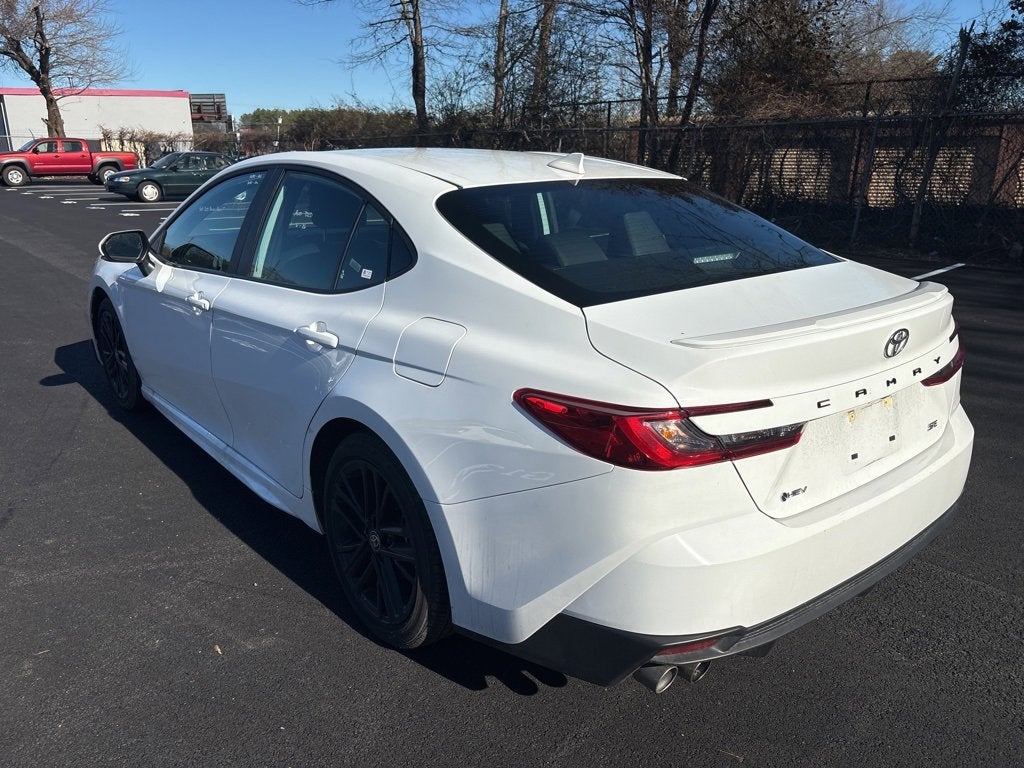 2025 Toyota Camry SE