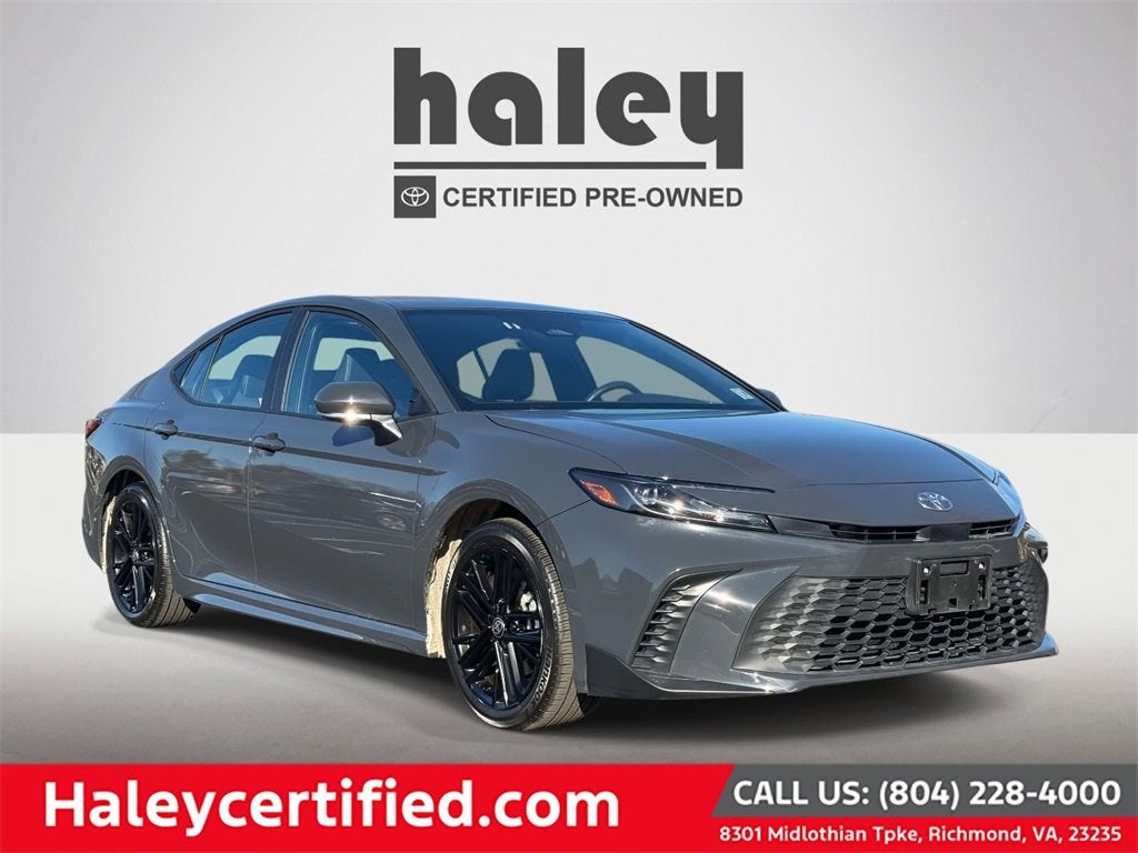 2025 Toyota Camry SE