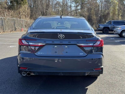 2025 Toyota Camry SE