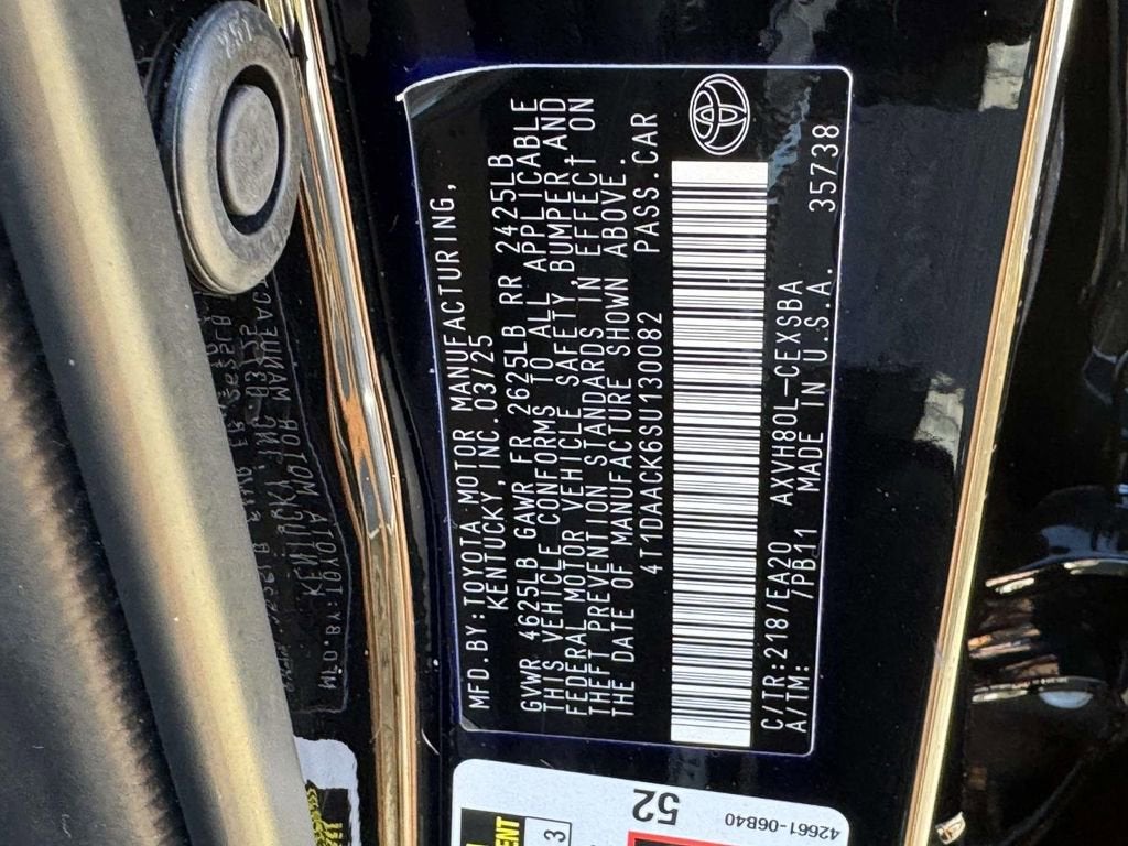 2025 Toyota Camry SE