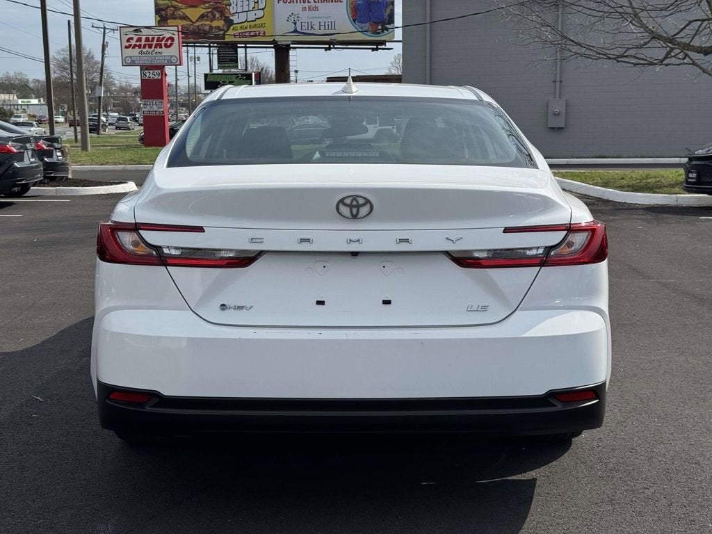 2025 Toyota Camry LE