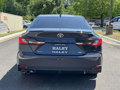 2025 Toyota Camry SE