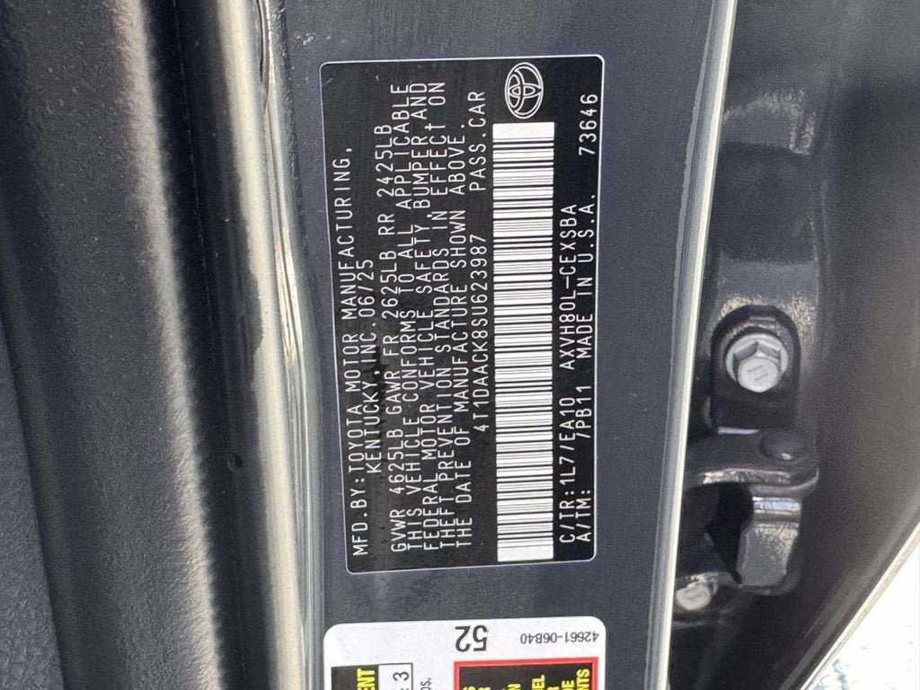 2025 Toyota Camry SE