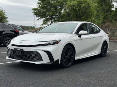 2025 Toyota Camry SE