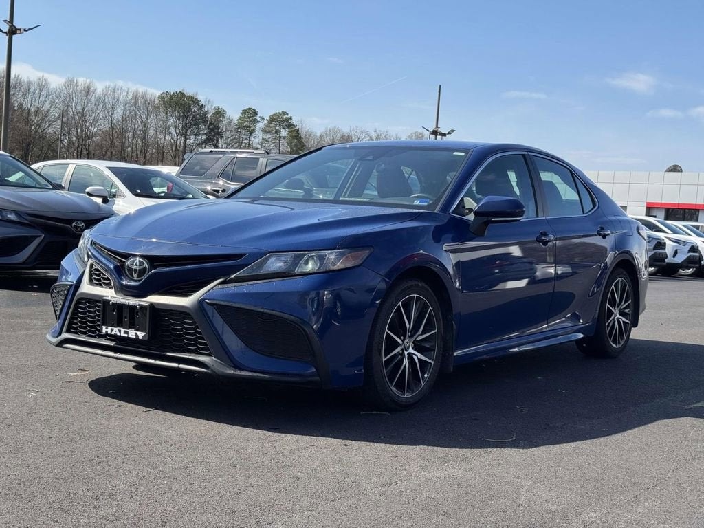 2024 Toyota Camry SE