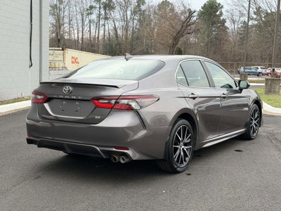 2024 Toyota Camry SE