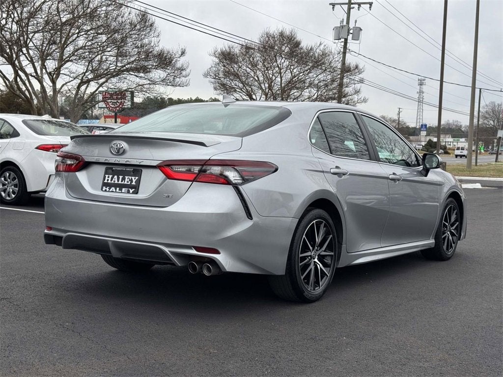 2024 Toyota Camry SE