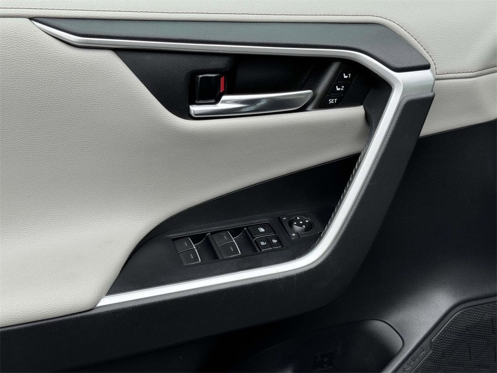 2022 Toyota RAV4 Limited