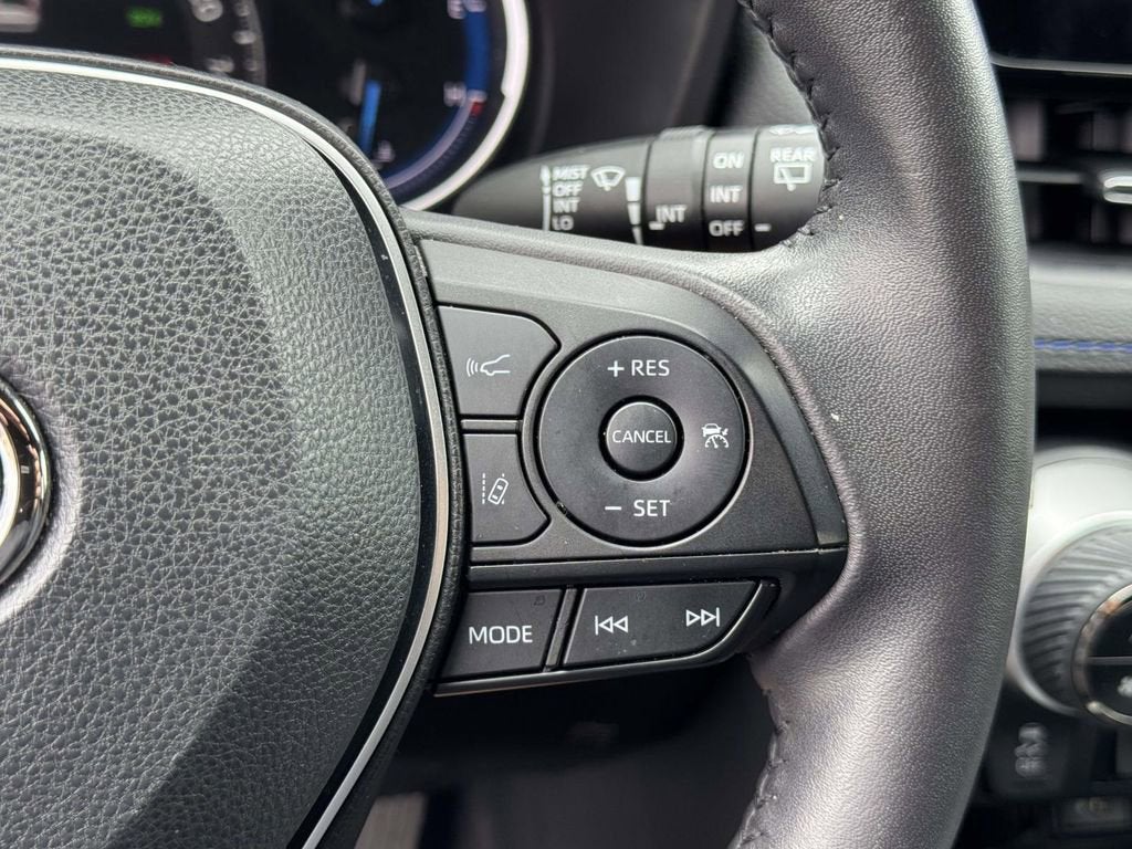 2023 Toyota RAV4 XSE