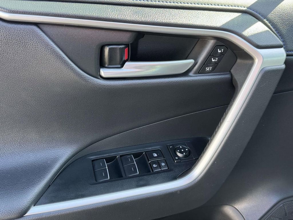 2024 Toyota RAV4 XSE