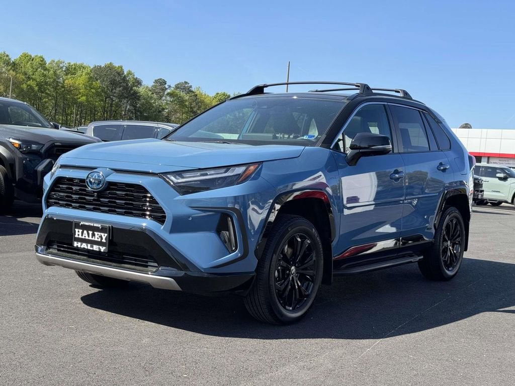 2024 Toyota RAV4 XSE