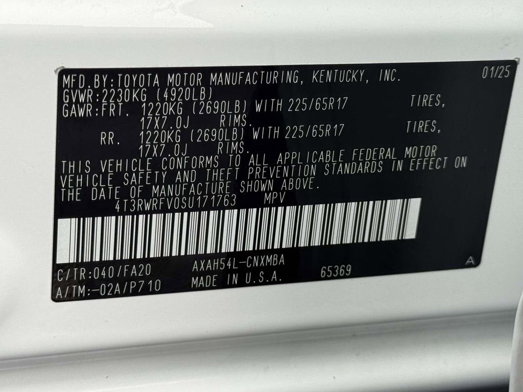 2025 Toyota RAV4 XLE