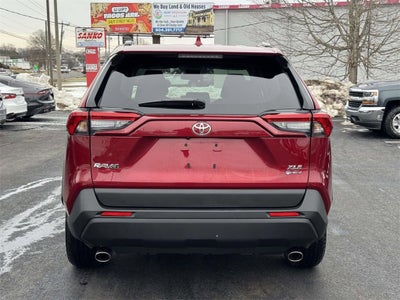 2025 Toyota RAV4 XLE