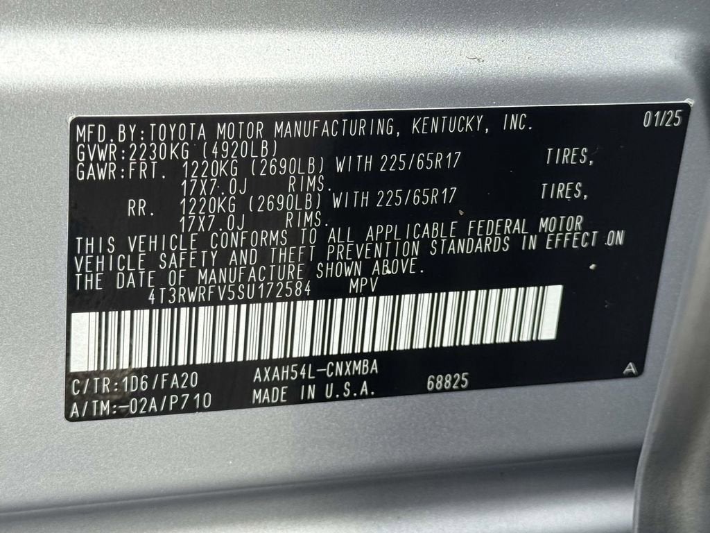 2025 Toyota RAV4 XLE