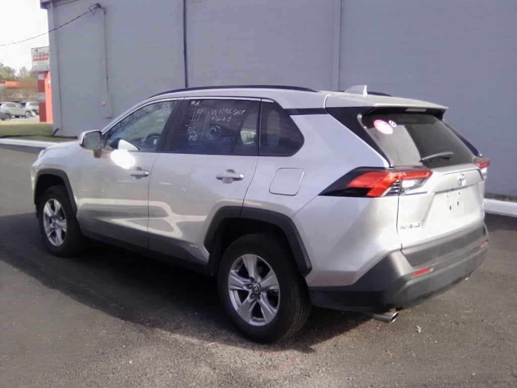 2025 Toyota RAV4 XLE