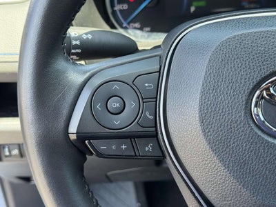 2025 Toyota RAV4 SE