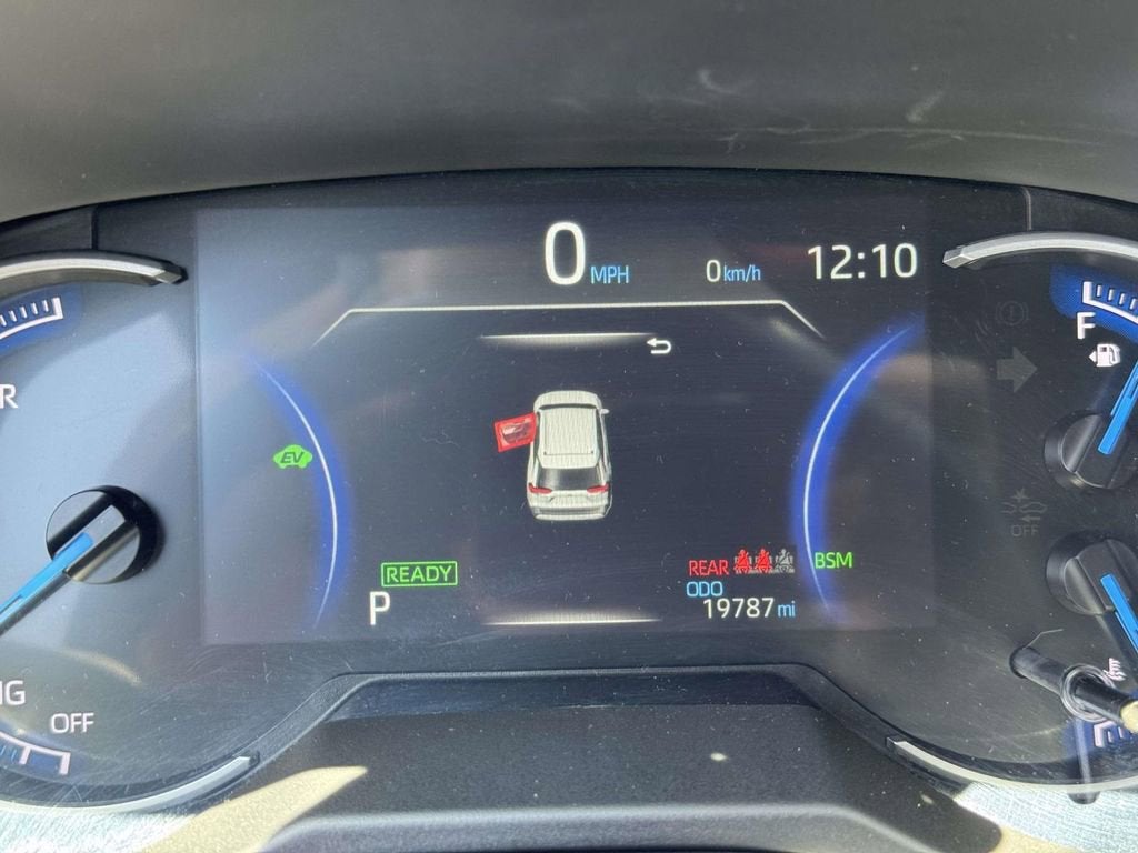 2025 Toyota RAV4 SE