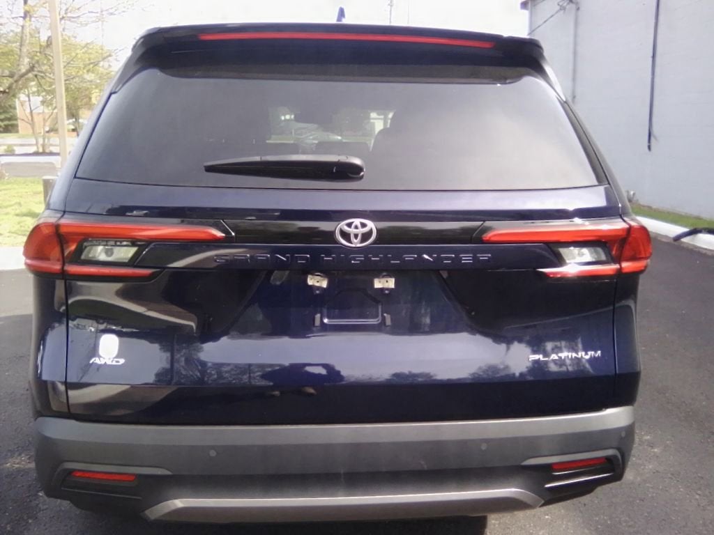 2024 Toyota Grand Highlander Platinum