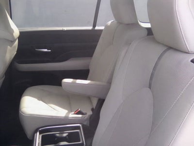 2024 Toyota Grand Highlander Platinum