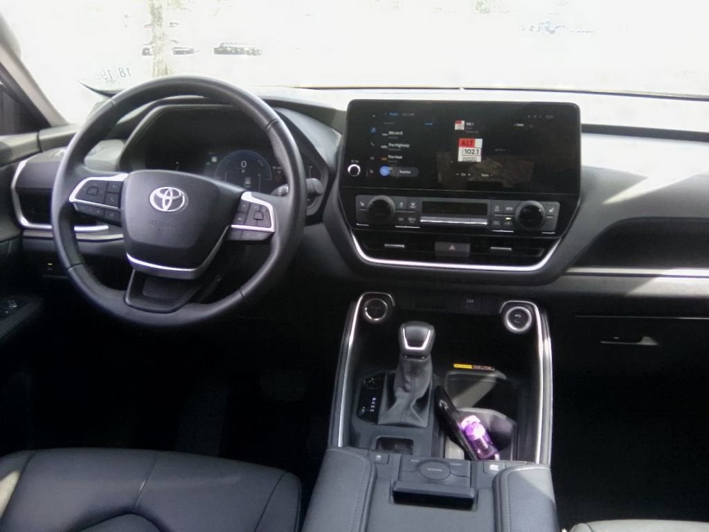 2025 Toyota Grand Highlander Hybrid XLE