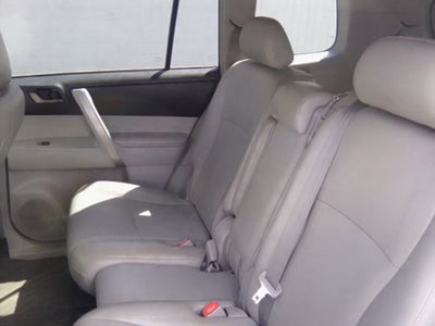 2012 Toyota Highlander Base