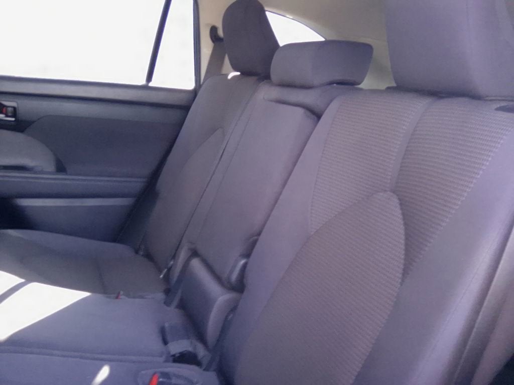 2022 Toyota Highlander L