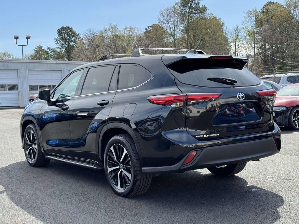 2022 Toyota Highlander L