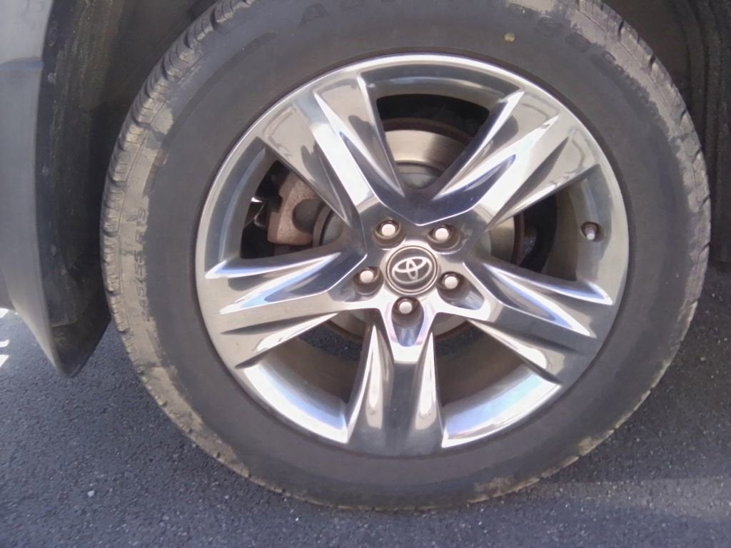 2017 Toyota Highlander Base