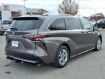 2023 Toyota Sienna Platinum