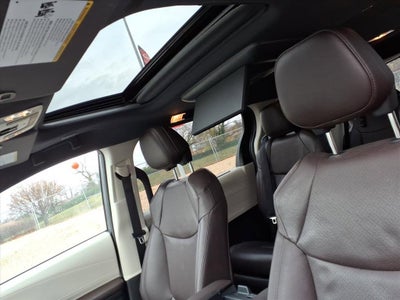 2023 Toyota Sienna Platinum