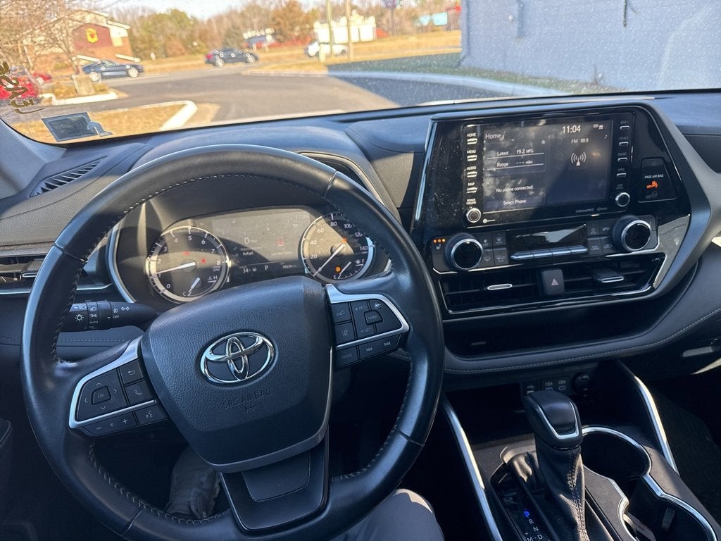 2022 Toyota Highlander XLE