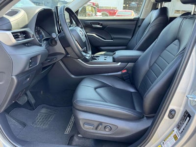 2024 Toyota Highlander XLE