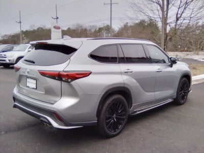 2023 Toyota Highlander XSE