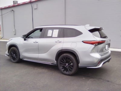 2023 Toyota Highlander XSE