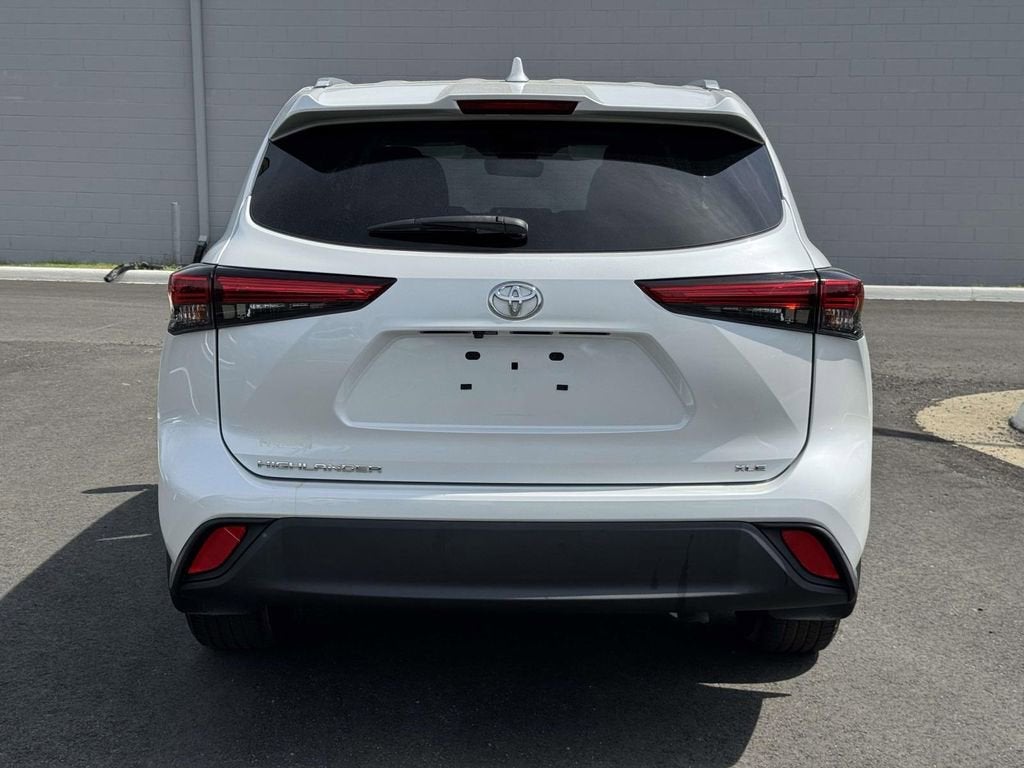 2023 Toyota Highlander XLE