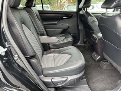 2025 Toyota Highlander XSE