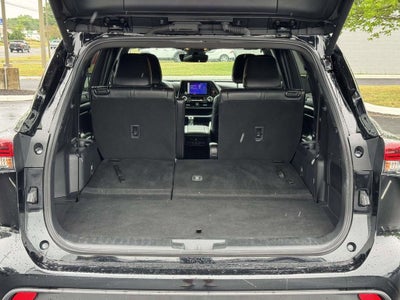 2025 Toyota Highlander XSE