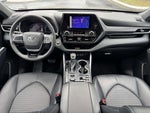 2025 Toyota Highlander XSE