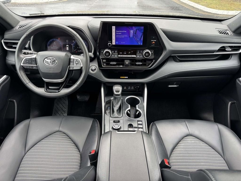 2025 Toyota Highlander XSE