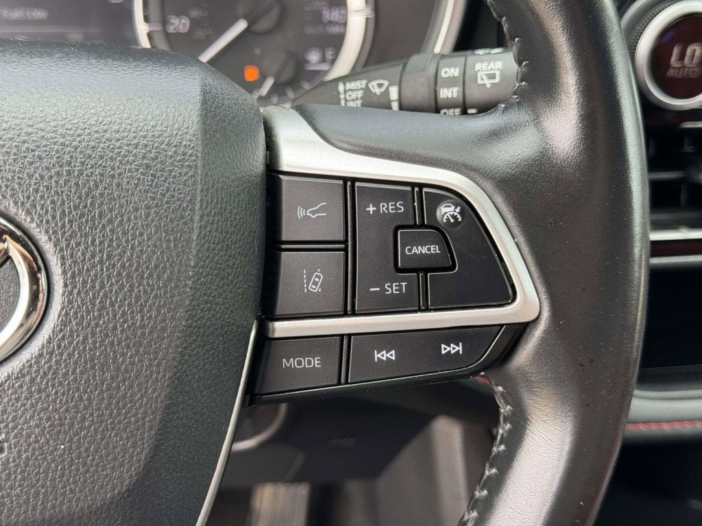 2023 Toyota Highlander XSE