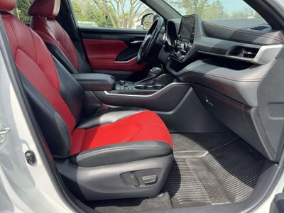 2023 Toyota Highlander XSE
