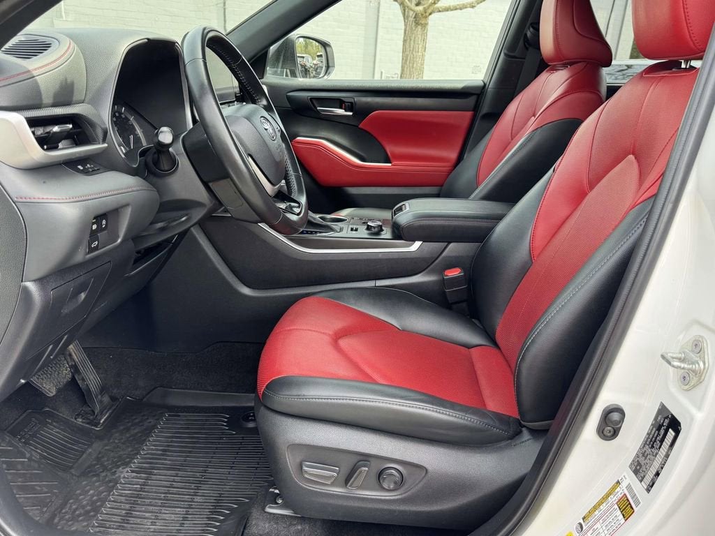 2023 Toyota Highlander XSE