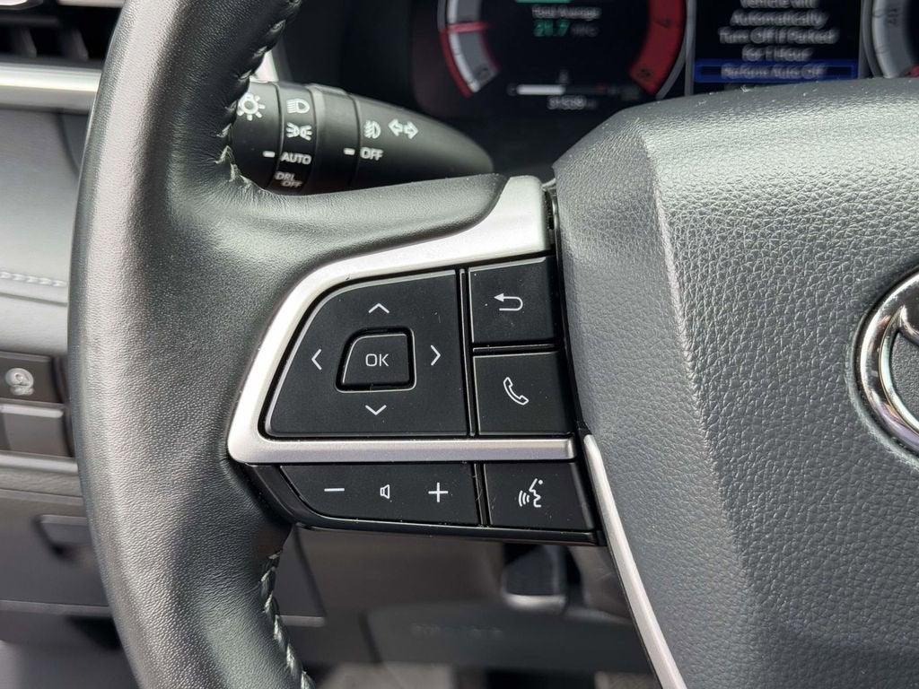 2025 Toyota Highlander XSE