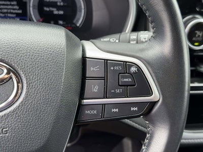 2025 Toyota Highlander XSE