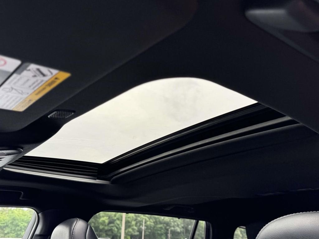 2025 Toyota Highlander XSE