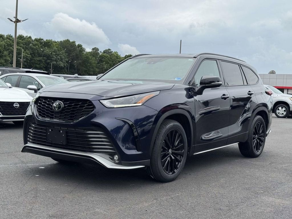 2025 Toyota Highlander XSE